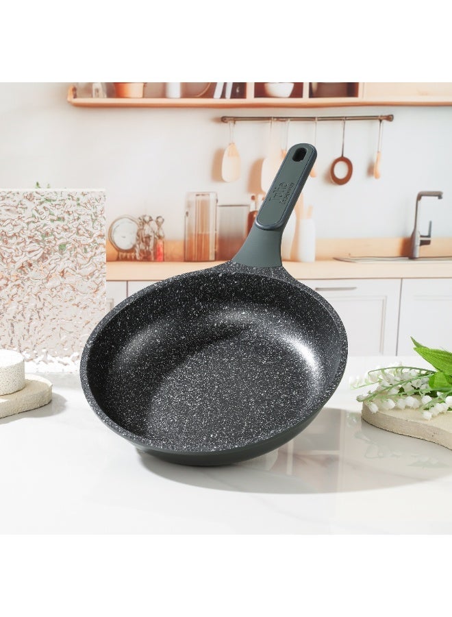 جوليا مِقلاة جوليا  إيليت برو 28 سم - أخضر - جرانيت أسود غير لاصق - يدعم الحث الحراري - Image 1